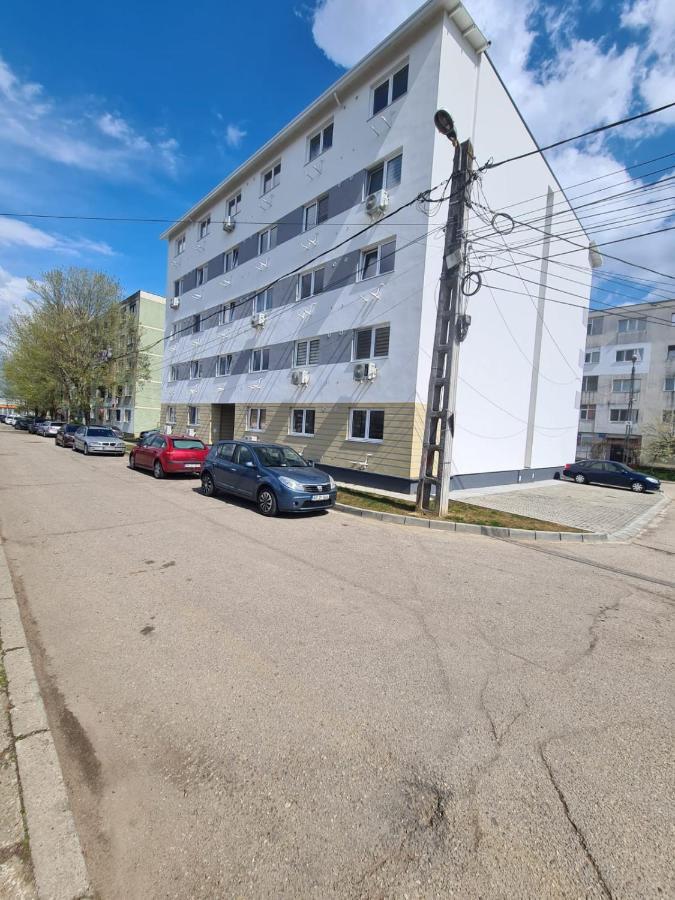 Garsoniera Lux Lorena&Kevin Piteşti Exterior foto